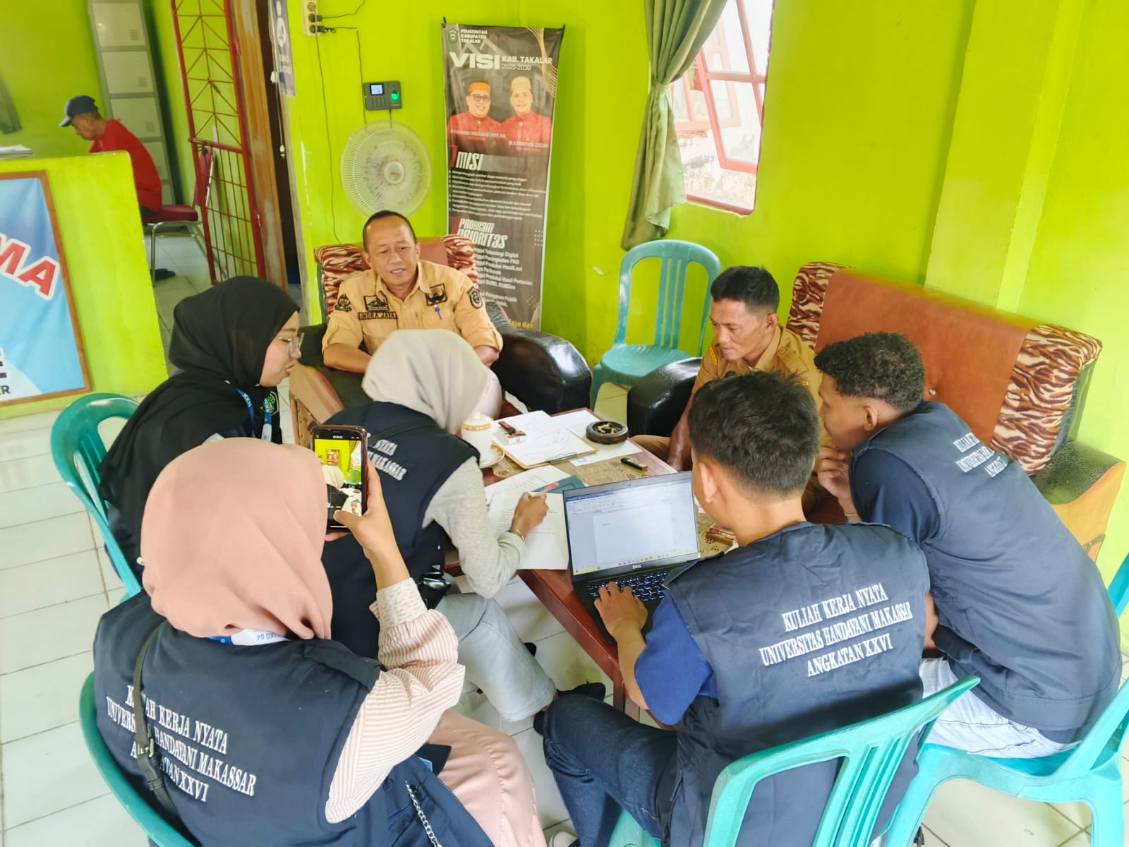 Sesi observasi dan wawancara 3